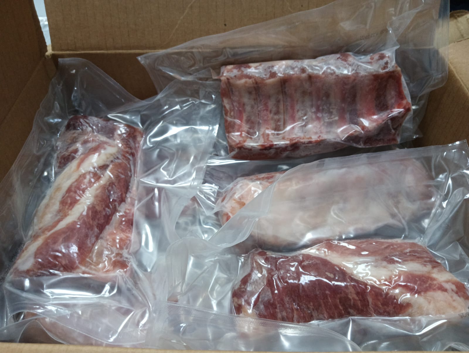 Vertical Meat Saw Machine